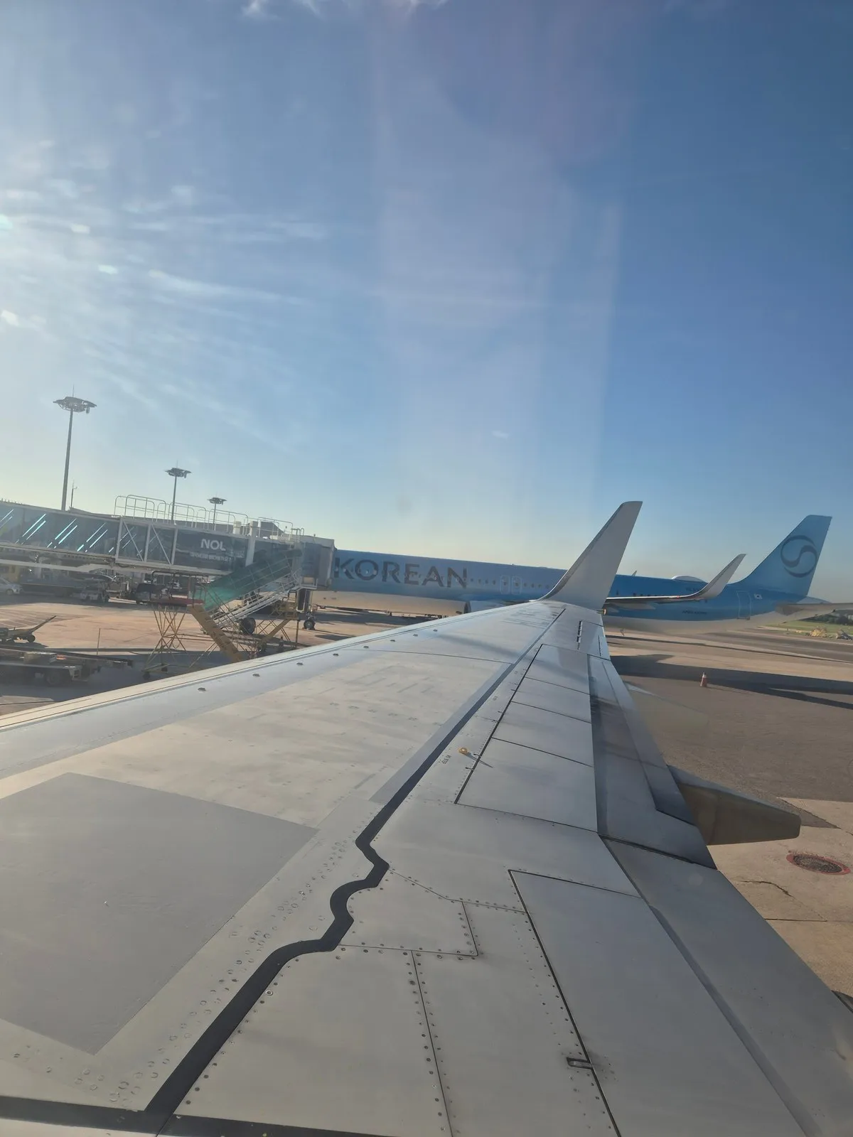 기내에서 본 김포공항 계류장